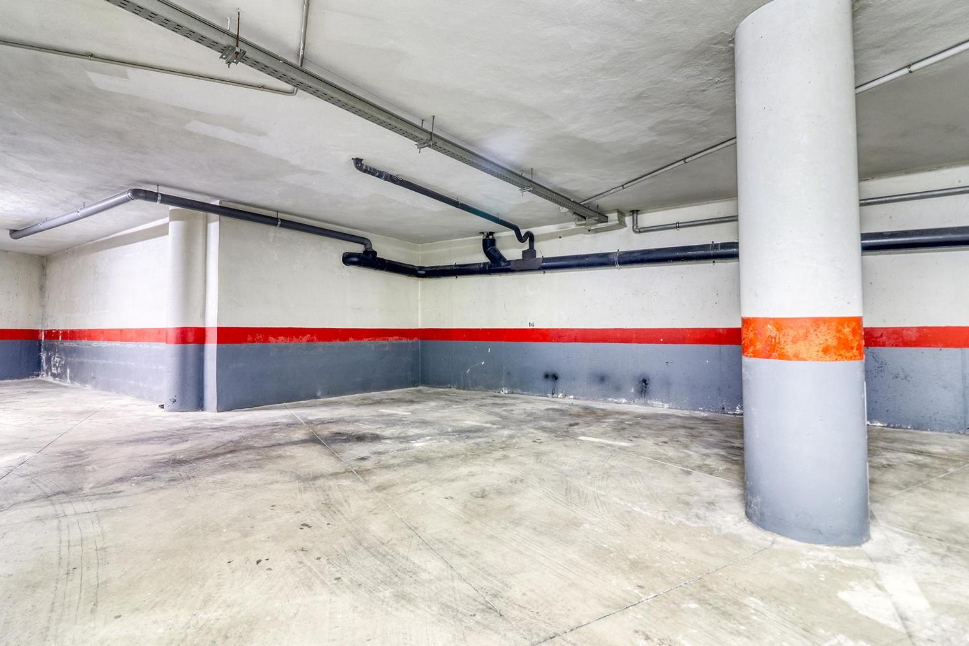 Modern With Private Parking & Ocean View & Coffee Corner Apartment